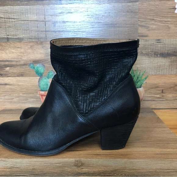 Corso Como black leather ankle boots woven - Picture 4 of 8